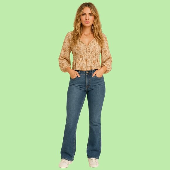 Old Navy Curvy Profile Bootcut Jeans Women’s Size 4 Long Mid-Rise Stretch Denim - Picture 1 of 9